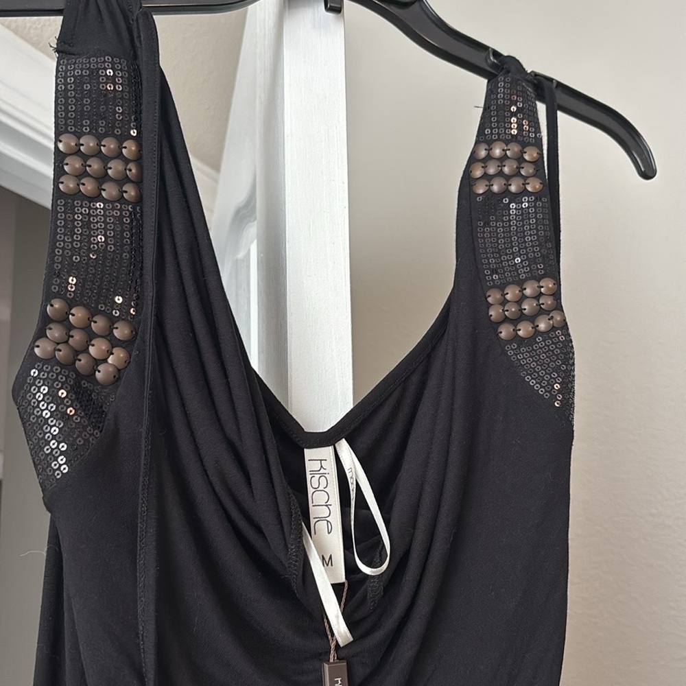 KISCHE Woman’s Black Tank Top